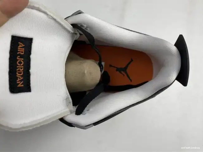 (W) 4 Air Starfish CW7183-100 Retro Jordan 0706